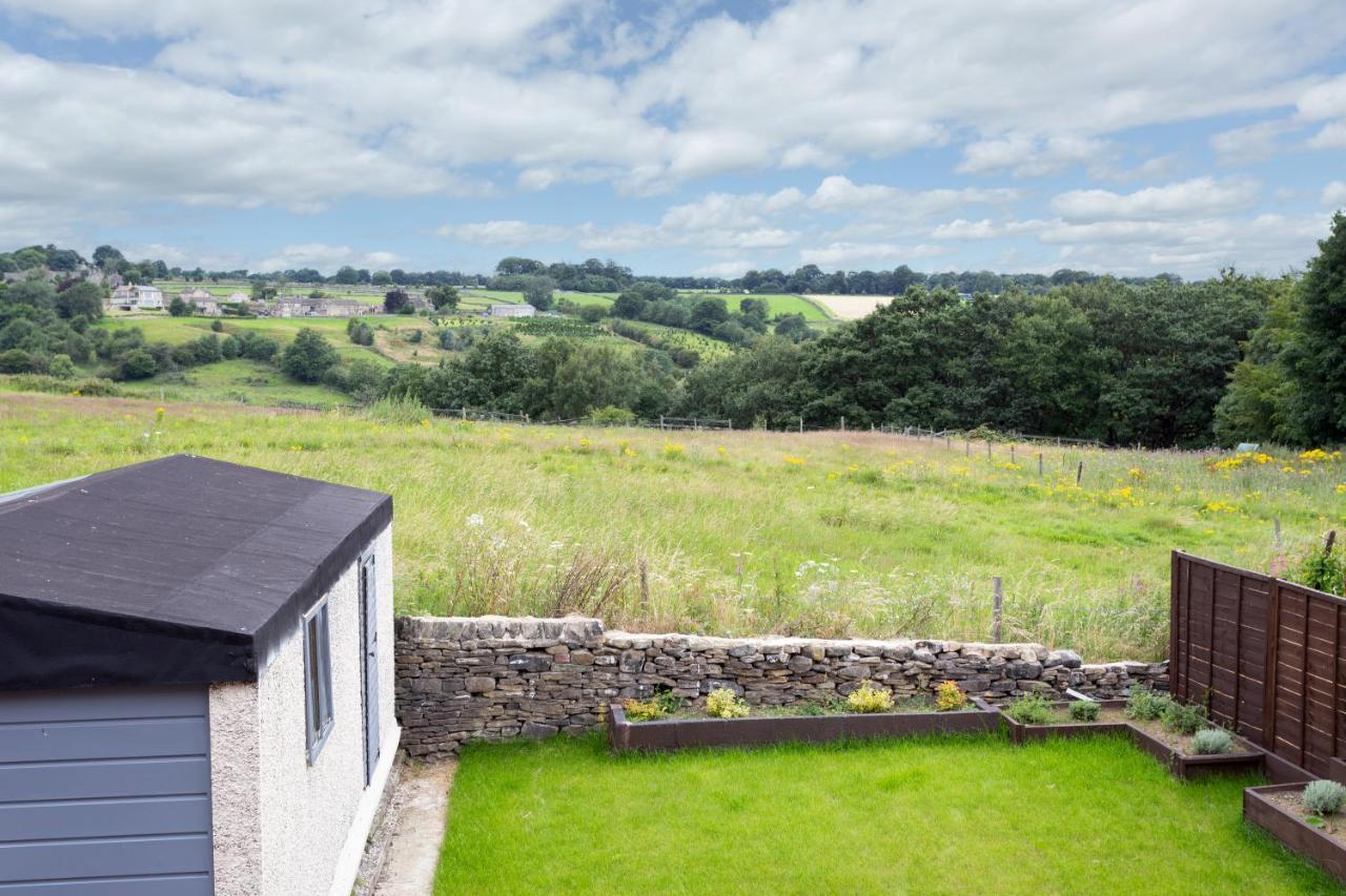 Appartamento Look At The Views - Huddersfield Haven Sleeps 6 Esterno foto